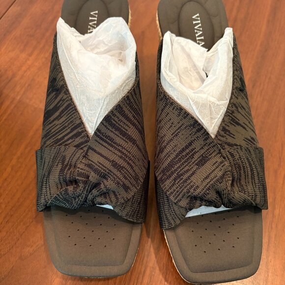 Vivaia brand new in box Square-Toe Wedge Sandals (Laura) Dark Olive EU 39 sz 8 - Picture 1 of 4